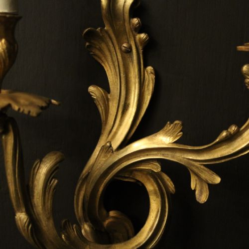 FRENCH 19TH C PAIR OF GILDED BRONZE ANTIQUE WALL SCONCES - ADDITIONAL PHOTO 3