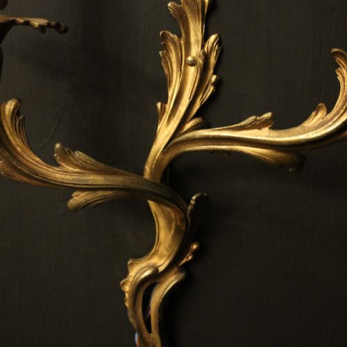FRENCH PAIR OF GILDED BRONZE ANTIQUE WALL SCONCES - ADDITIONAL PHOTO 3