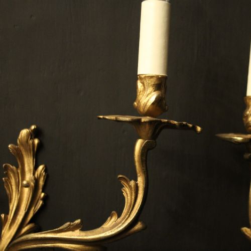 FRENCH PAIR OF GILDED BRONZE ANTIQUE WALL SCONCES - ADDITIONAL PHOTO 4