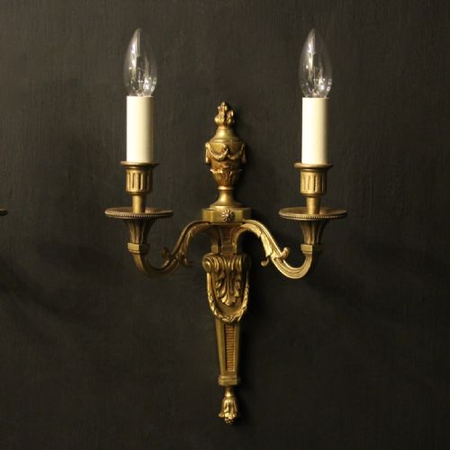FRENCH PAIR OF GILDED ANTIQUE WALL LIGHTS - ADDITIONAL PHOTO 1