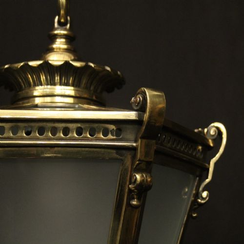 ENGLISH LATE 19TH C BRASS SINGLE LIGHT ANTIQUE LANTERN - ADDITIONAL PHOTO 2