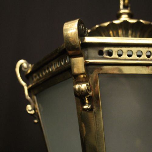 ENGLISH LATE 19TH C BRASS SINGLE LIGHT ANTIQUE LANTERN - ADDITIONAL PHOTO 4