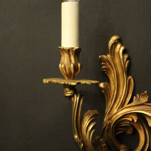 FRENCH PAIR OF GILDED BRONZE ANTIQUE WALL SCONCES - ADDITIONAL PHOTO 7