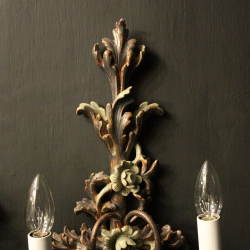ITALIAN PAIR OF POLYCHROME GILDED ANTIQUE WALL LIGHTS - ADDITIONAL PHOTO 8