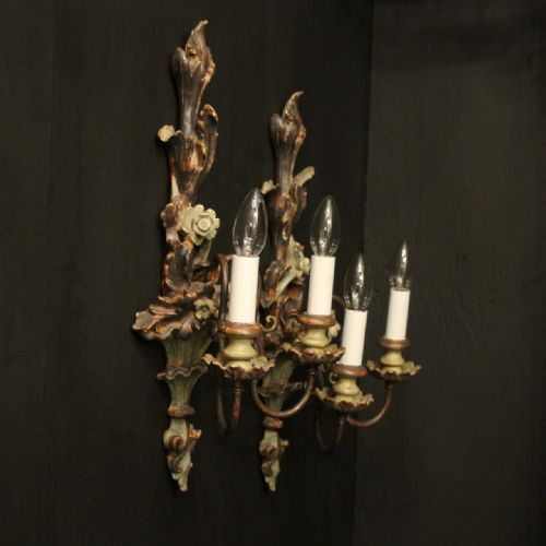 ITALIAN PAIR OF POLYCHROME GILDED ANTIQUE WALL LIGHTS - ADDITIONAL PHOTO 9