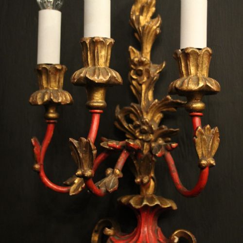 ITALIAN PAIR OF POLYCHROME TRIPLE ARM GILTWOOD ANTIQUE WALL LIGHTS - ADDITIONAL PHOTO 3