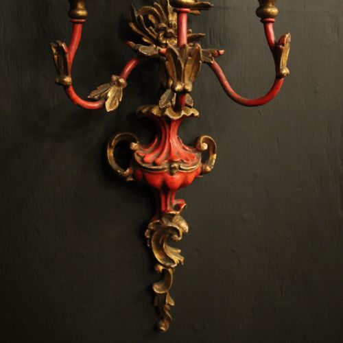 ITALIAN PAIR OF POLYCHROME TRIPLE ARM GILTWOOD ANTIQUE WALL LIGHTS - ADDITIONAL PHOTO 5