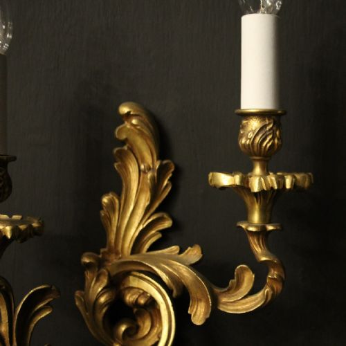 FRENCH PAIR OF GILDED BRONZE ANTIQUE WALL LIGHTS - ADDITIONAL PHOTO 4