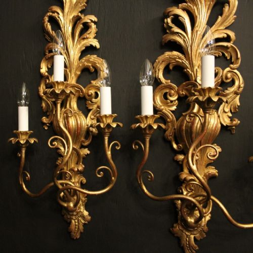 ITALIAN PAIR OF GILTWOOD TRIPLE ARM ANTIQUE WALL LIGHTS - ADDITIONAL PHOTO 8