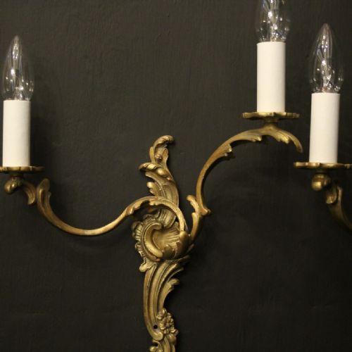FRENCH PAIR OF GILDED BRONZE ANTIQUE WALL LIGHTS - ADDITIONAL PHOTO 2