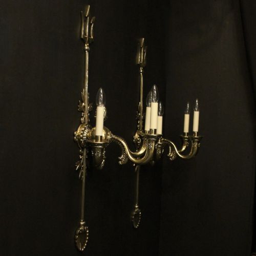 ENGLISH LARGE BRASS TRIPLE ARM ANTIQUE WALL LIGHTS - ADDITIONAL PHOTO 9