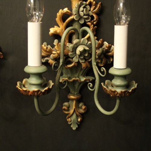 ITALIAN PAIR OF POLYCHROME GILDED WALL LIGHTS - ADDITIONAL PHOTO 5