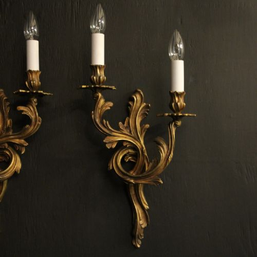 FRENCH PAIR OF GILDED BRONZE ANTIQUE WALL LIGHTS - ADDITIONAL PHOTO 1