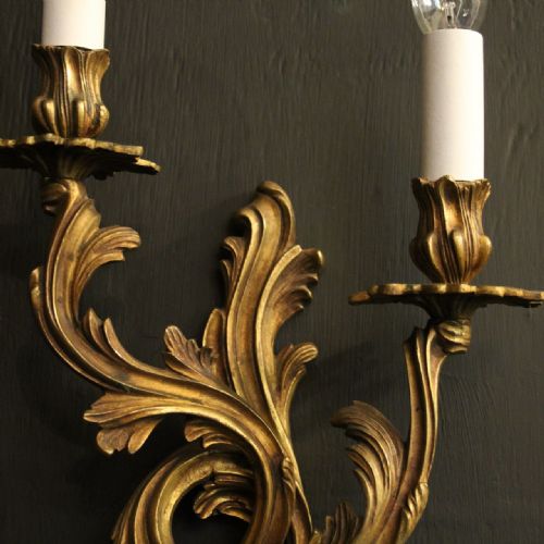 FRENCH PAIR OF GILDED BRONZE ANTIQUE WALL LIGHTS - ADDITIONAL PHOTO 4