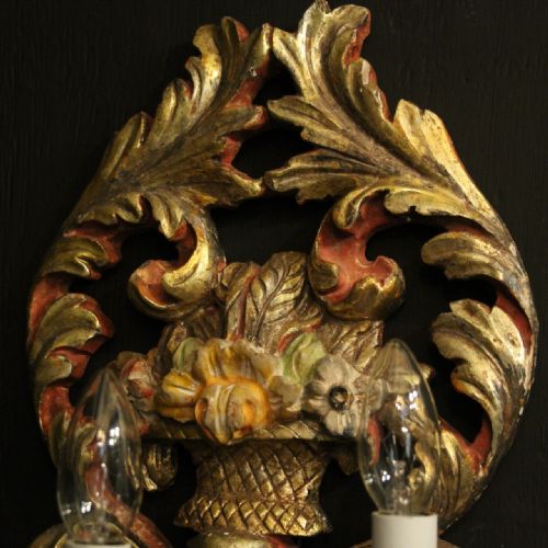 ITALIAN SINGLE POLYCHROME GILDED ANTIQUE WALL LIGHT - ADDITIONAL PHOTO 2