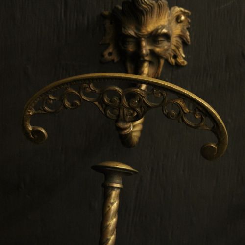 FRENCH 19TH CENTURY GILDED BRONZE MASK ANTIQUE COAT HOOKS - ADDITIONAL PHOTO 3