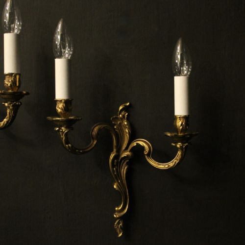 FRENCH PAIR OF GILDED ANTIQUE WALL LIGHTS - ADDITIONAL PHOTO 1