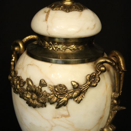 FRENCH 19TH CENTURY PAIR OF MARBLE ORMOLU CASSOLETTES - ADDITIONAL PHOTO 2