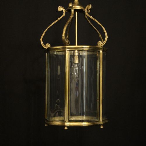 ENGLISH BRASS SINGLE LIGHT ANTIQUE HALL LANTERN - ADDITIONAL PHOTO 1