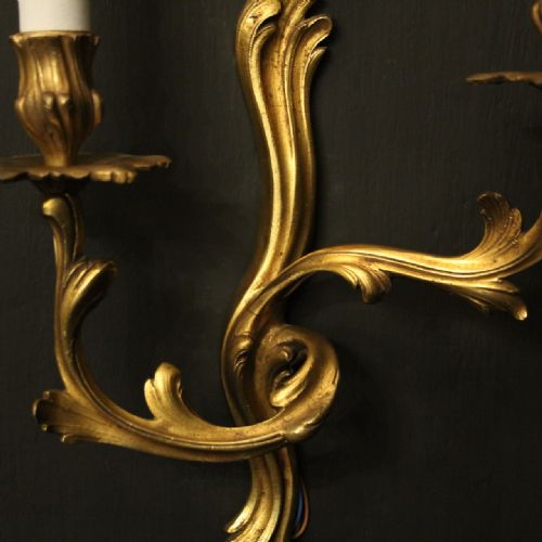 FRENCH PAIR OF GILDED BRONZE ANTIQUE WALL SCONCES - ADDITIONAL PHOTO 3