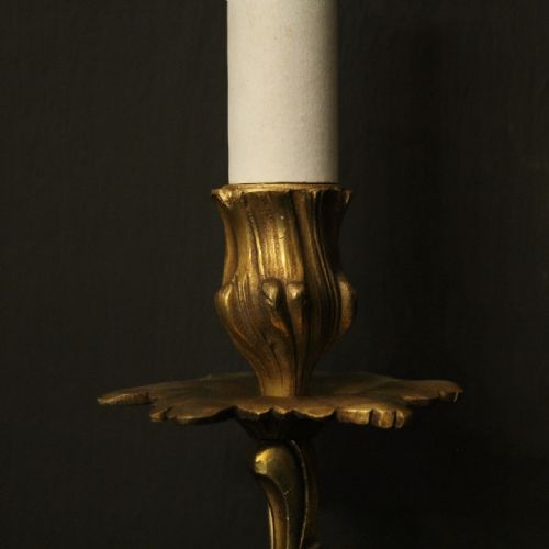 FRENCH PAIR OF GILDED BRONZE ANTIQUE WALL SCONCES - ADDITIONAL PHOTO 7