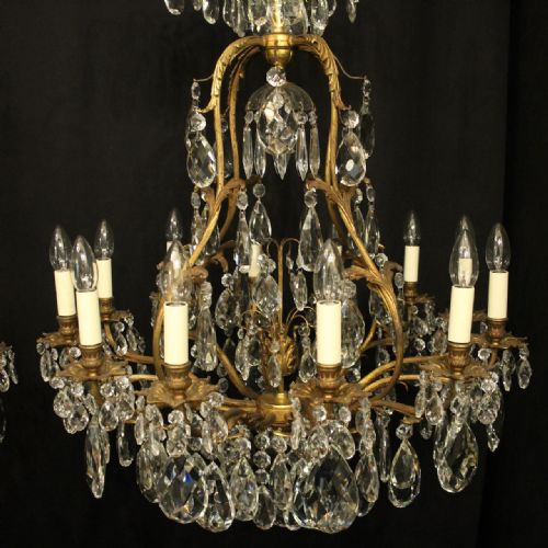 FRENCH PAIR OF GILDED CRYSTAL ANTIQUE CHANDELIERS - ADDITIONAL PHOTO 5