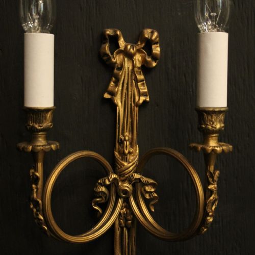 FRENCH PAIR OF GILDED RIBBON WALL LIGHTS - ADDITIONAL PHOTO 2