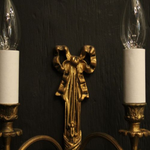 FRENCH PAIR OF GILDED RIBBON WALL LIGHTS - ADDITIONAL PHOTO 3
