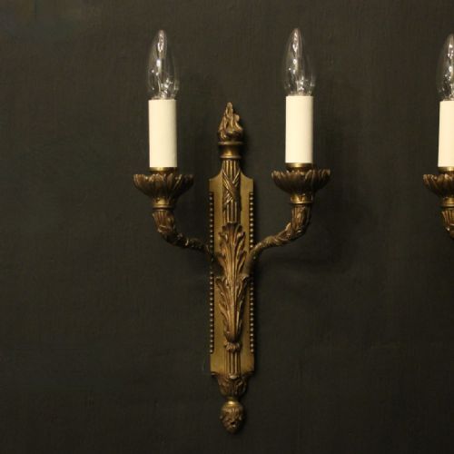FRENCH PAIR OF GILDED BRONZE ANTIQUE WALL LIGHTS - ADDITIONAL PHOTO 1