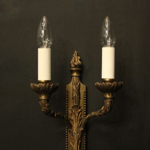 FRENCH PAIR OF GILDED BRONZE ANTIQUE WALL LIGHTS - ADDITIONAL PHOTO 3