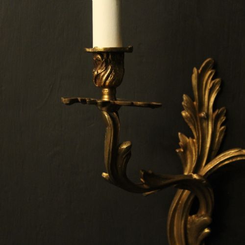 FRENCH PAIR OF GILDED BRONZE ANTIQUE WALL SCONCES - ADDITIONAL PHOTO 2
