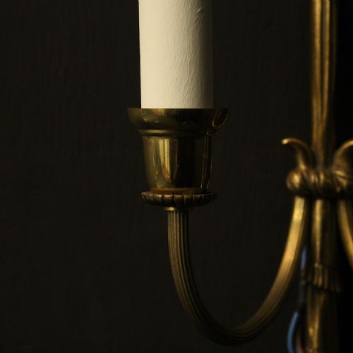 FRENCH SMALL PAIR OF GILDED TWIN ARM ANTIQUE WALL LIGHTS - ADDITIONAL PHOTO 6