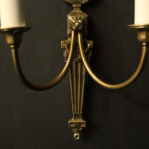 FRENCH PAIR OF BRASS TWIN ARM WALL LIGHTS - ADDITIONAL PHOTO 3
