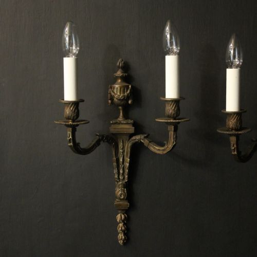 FRENCH 19TH CENTURY PAIR OF BRONZE WALL SCONCES - ADDITIONAL PHOTO 1