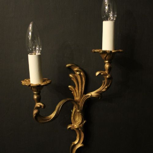 FRENCH PAIR OF GILDED BRONZE ANTIQUE WALL LIGHTS - ADDITIONAL PHOTO 2