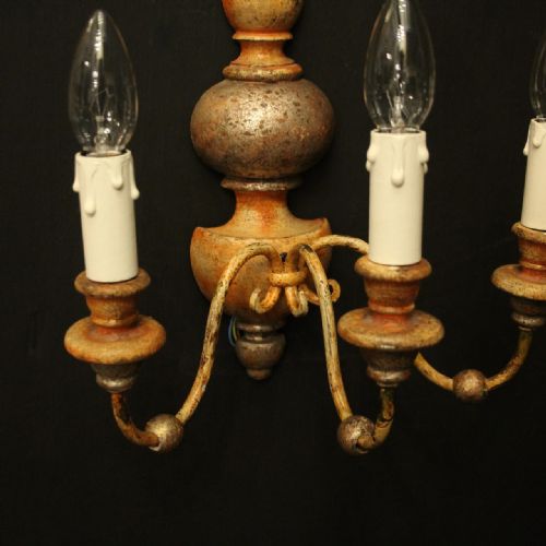 ITALIAN PAIR OF POLYCHROME SILVER GILDED TRIPLE ARM WALL LIGHTS - ADDITIONAL PHOTO 2