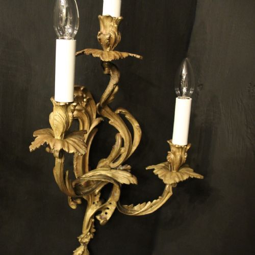 FRENCH PAIR OF GILDED BRONZE ANTIQUE WALL SCONCES - ADDITIONAL PHOTO 2