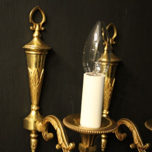 FRENCH PAIR OF GILDED SINGLE ARM WALL LIGHTS - ADDITIONAL PHOTO 1