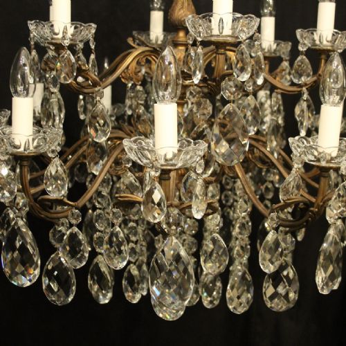 ITALIAN 18 LIGHT GILDED BRONZE CRYSTAL ANTIQUE CHANDELIER - ADDITIONAL PHOTO 3