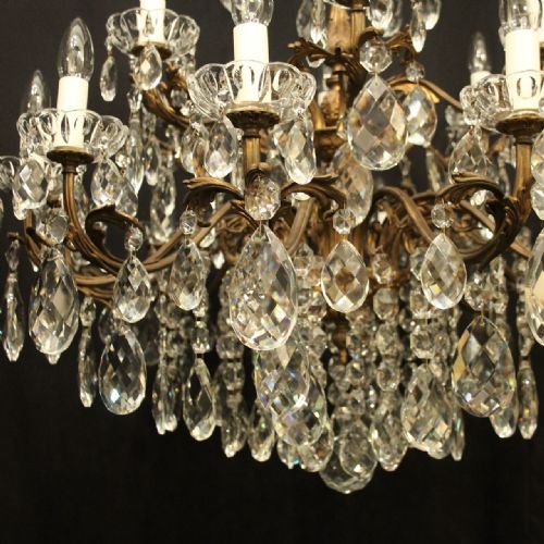 ITALIAN 18 LIGHT GILDED BRONZE CRYSTAL ANTIQUE CHANDELIER - ADDITIONAL PHOTO 4