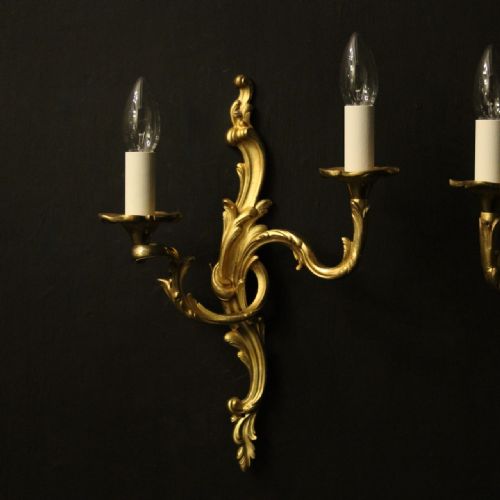 FRENCH PAIR OF GILDED BRONZE ANTIQUE WALL LIGHTS - ADDITIONAL PHOTO 1