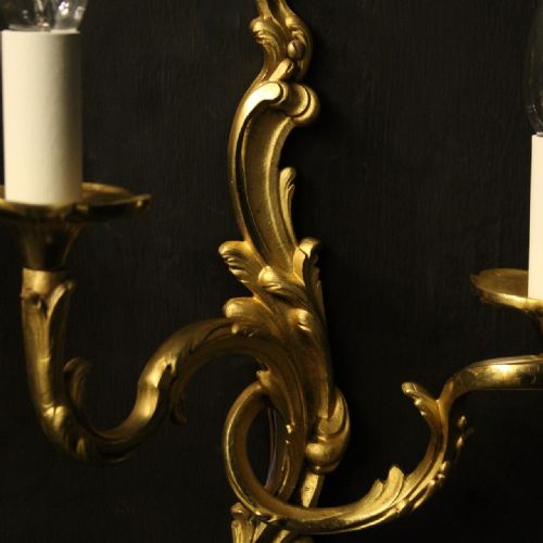 FRENCH PAIR OF GILDED BRONZE ANTIQUE WALL LIGHTS - ADDITIONAL PHOTO 2