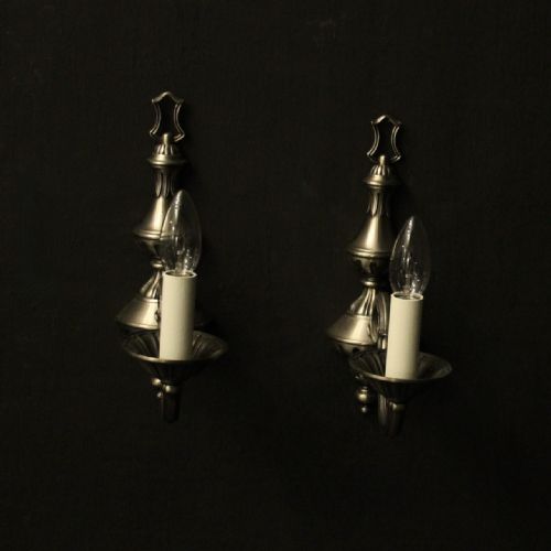 french pair of silver gilded wall lights - CATEGORY: ANTIQUE LIGHTING - DATED 1930