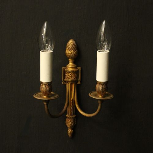 FRENCH PAIR OF GILDED BRONZE ANTIQUE WALL LIGHTS - ADDITIONAL PHOTO 1