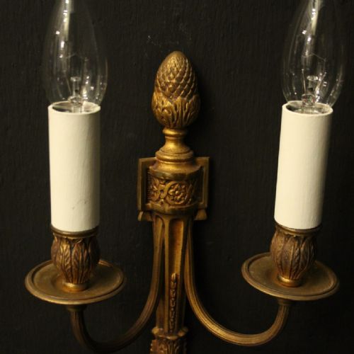 FRENCH PAIR OF GILDED BRONZE ANTIQUE WALL LIGHTS - ADDITIONAL PHOTO 2