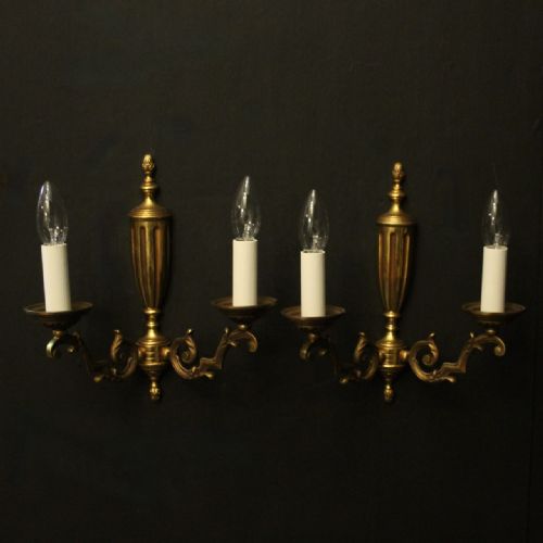 french pair of gilded bronze wall lights - CATEGORY: ANTIQUE LIGHTING - DATED 1930