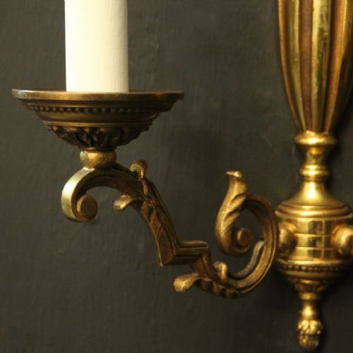 FRENCH PAIR OF GILDED BRONZE WALL LIGHTS - ADDITIONAL PHOTO 6