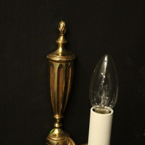 FRENCH PAIR OF GILDED BRONZE SINGLE ARM WALL LIGHTS - ADDITIONAL PHOTO 1