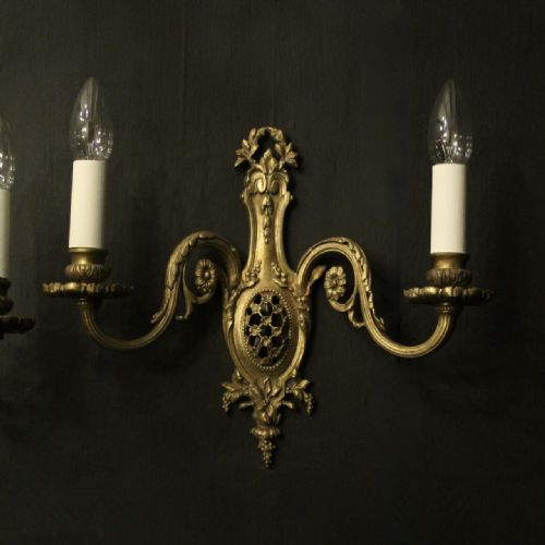 FRENCH PAIR OF GILDED BRONZE ANTIQUE WALL LIGHTS - ADDITIONAL PHOTO 1