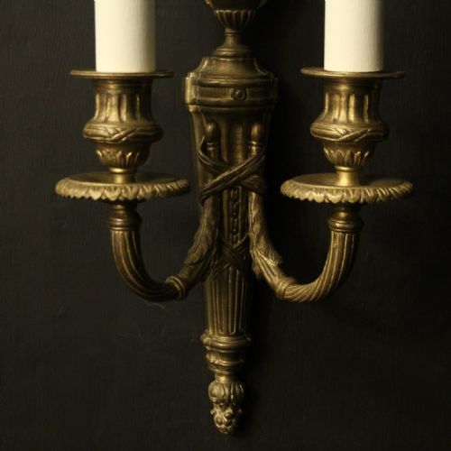 FRENCH PAIR OF GILDED BRONZE ANTIQUE WALL LIGHTS - ADDITIONAL PHOTO 3